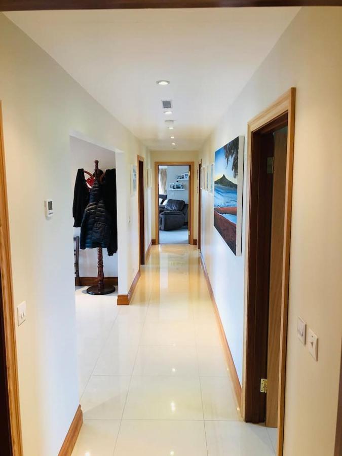 Connemara. 3 Bedroom, 8 Bed, Holiday Home ゴールウェイ エクステリア 写真