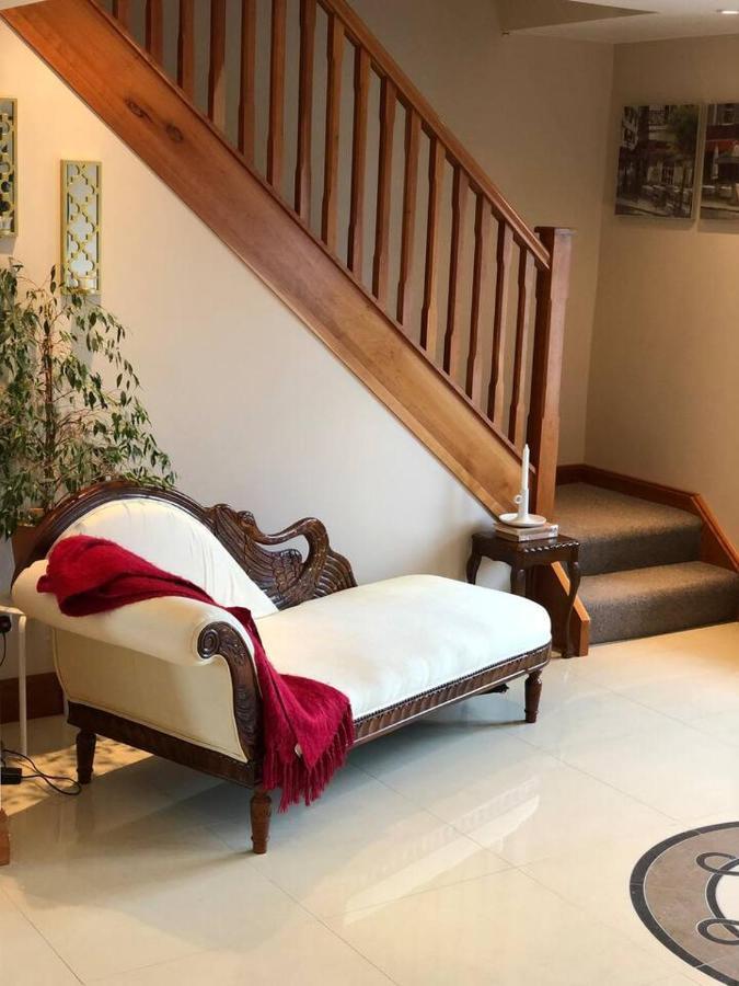 Connemara. 3 Bedroom, 8 Bed, Holiday Home ゴールウェイ エクステリア 写真