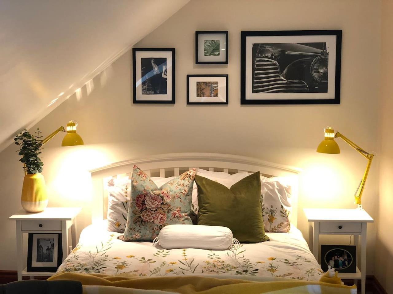 Connemara. 3 Bedroom, 8 Bed, Holiday Home ゴールウェイ エクステリア 写真